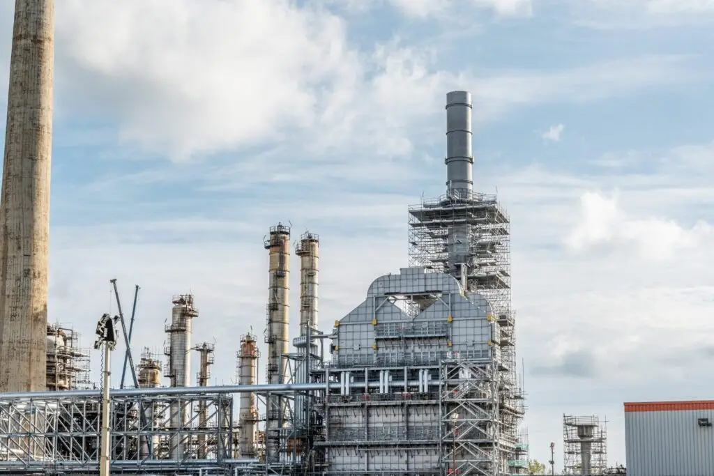 stanlow refinery advances with hydrogen fuel switching project business manchester