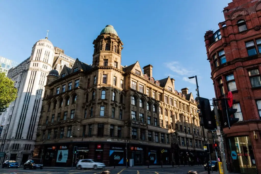 two five year leases secured at refurbished city centre property business manchester