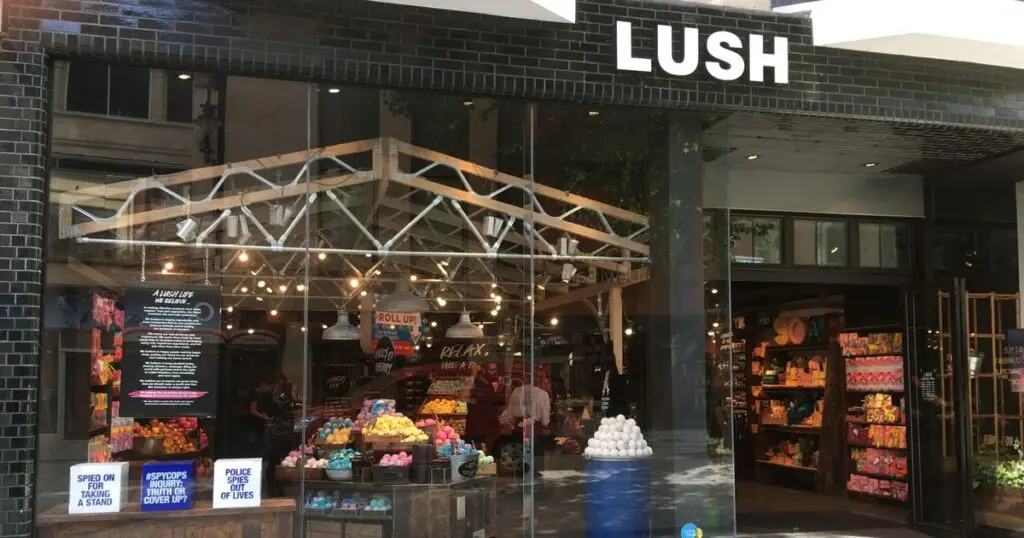 0 PDR ECH 010618Lush 02