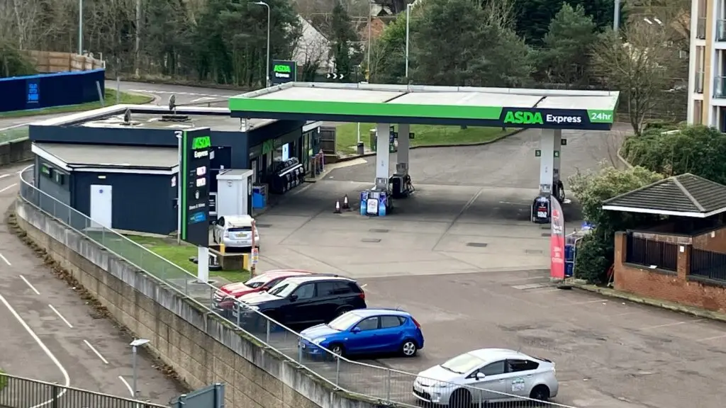 connectivity solutions for forecourt sites business manchester